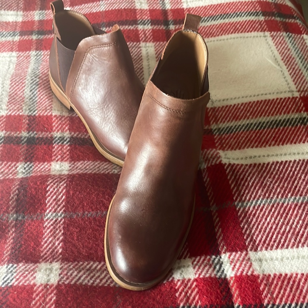 Sofft brand women’s ankle boot.